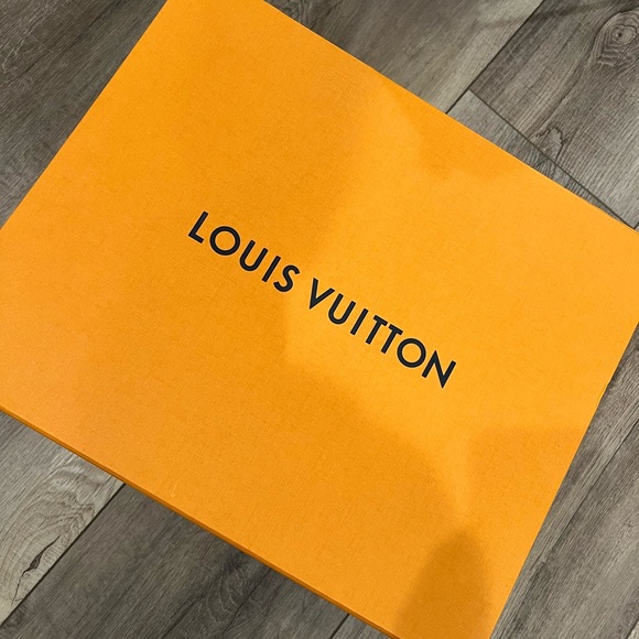 Louis Vuitton Graceful MM - Picture 10 of 10